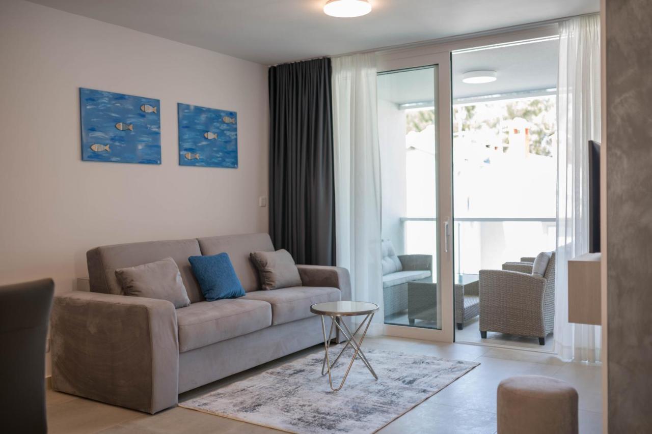 A&V Residence Novigrad Istria Eksteriør billede