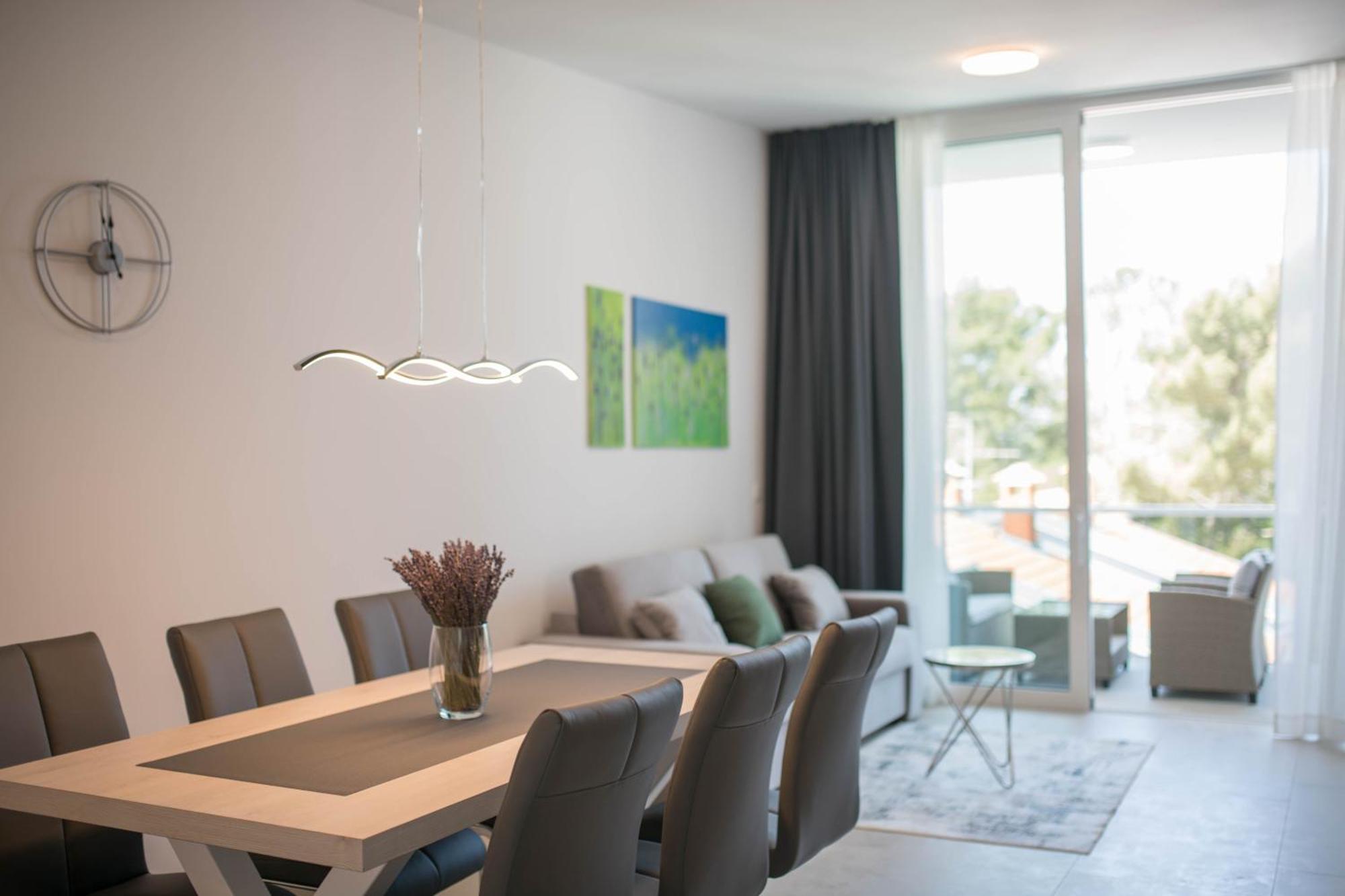 A&V Residence Novigrad Istria Eksteriør billede