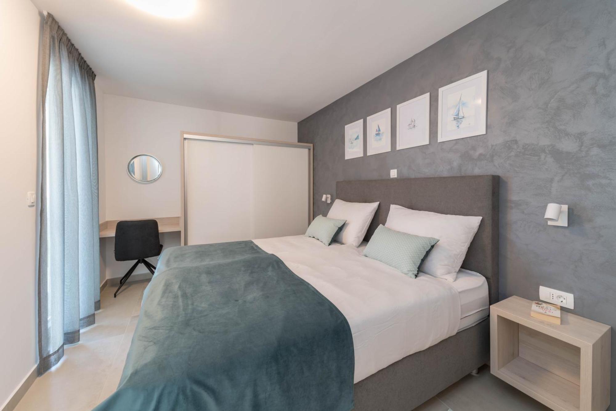 A&V Residence Novigrad Istria Eksteriør billede